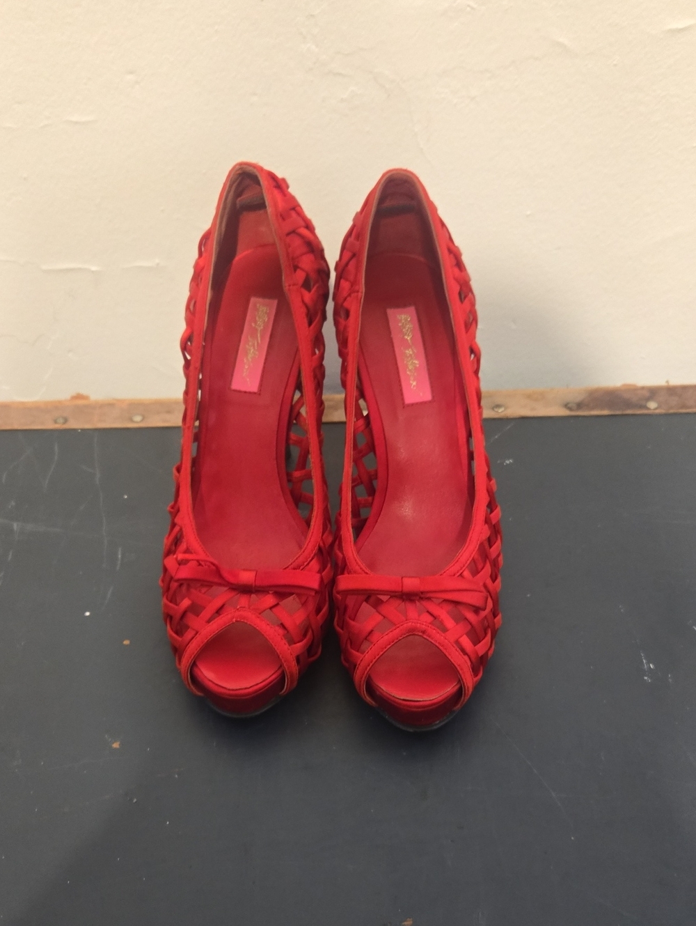 Betsey Johnson Red Woven Peep-Toe Women’s Heels Sz8